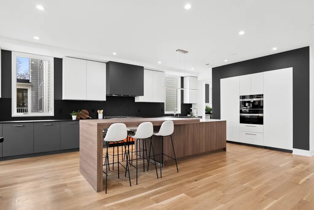 FLAMBIENT - JOB UC - 01